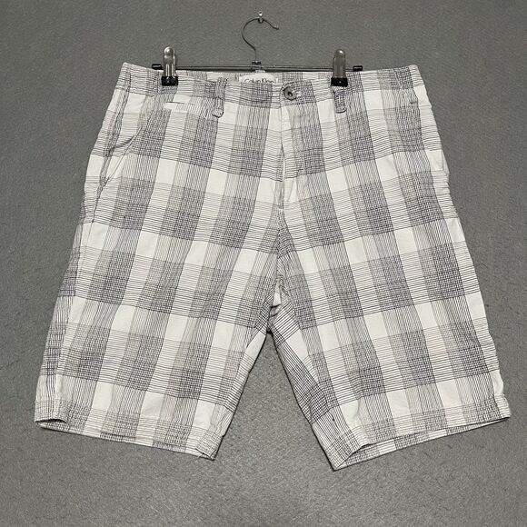 Calvin Klein Other - Calvin Klein Chino Shorts Mens 32 White Gray Plaid Geometric Pattern Casual